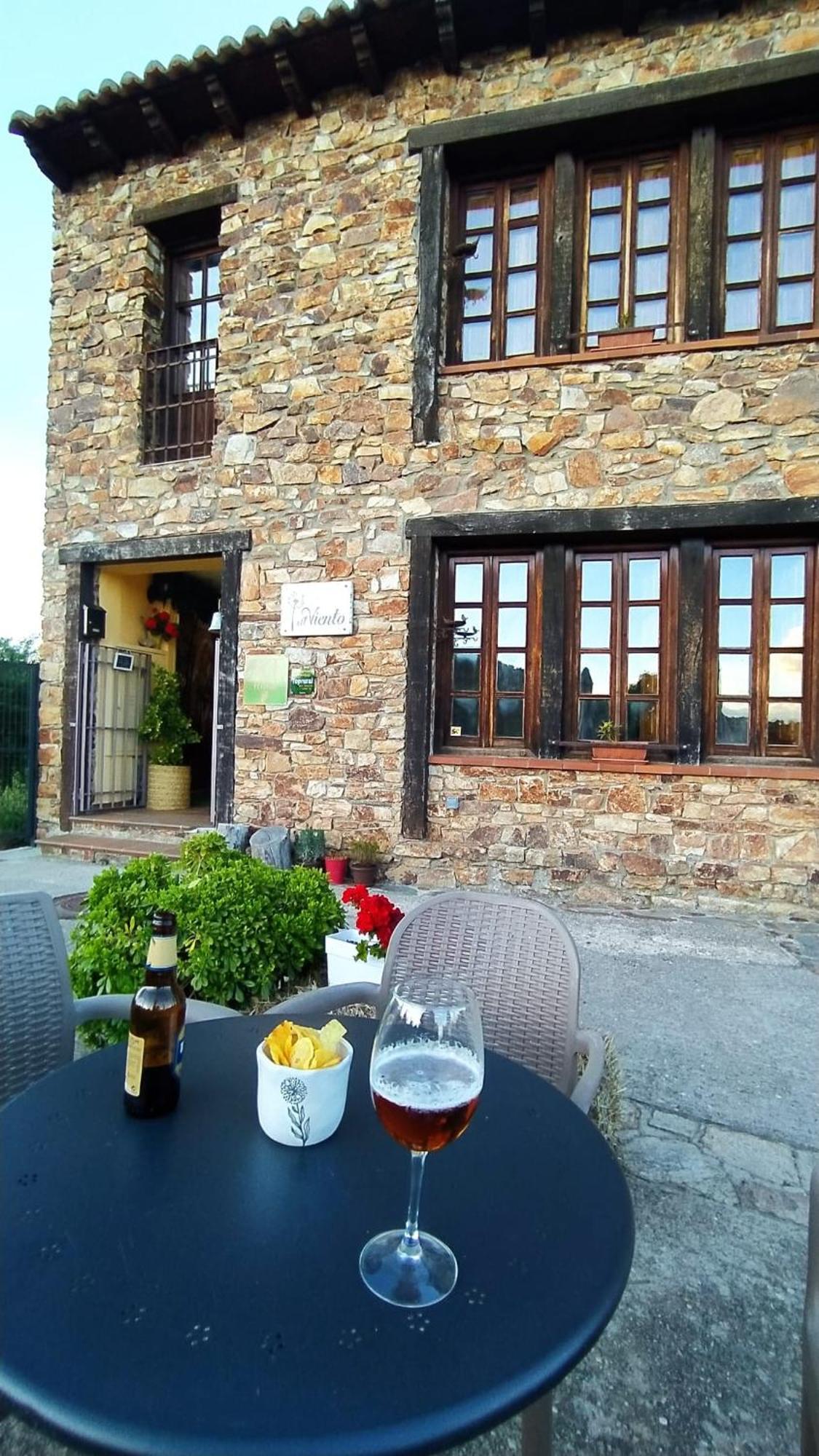 Al Viento, Alojamiento & Turismo Rural Pradena Del Rincon מראה חיצוני תמונה