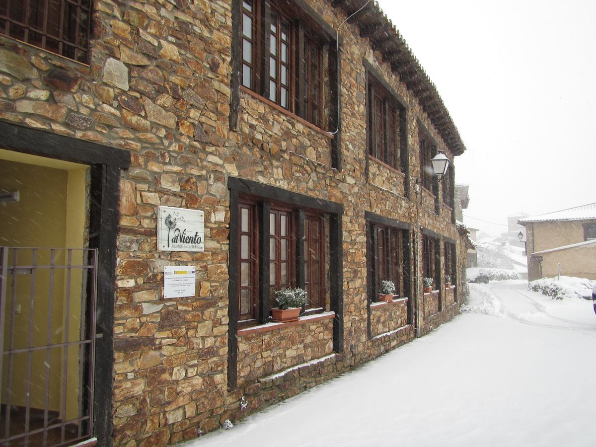 Al Viento, Alojamiento & Turismo Rural Pradena Del Rincon מראה חיצוני תמונה